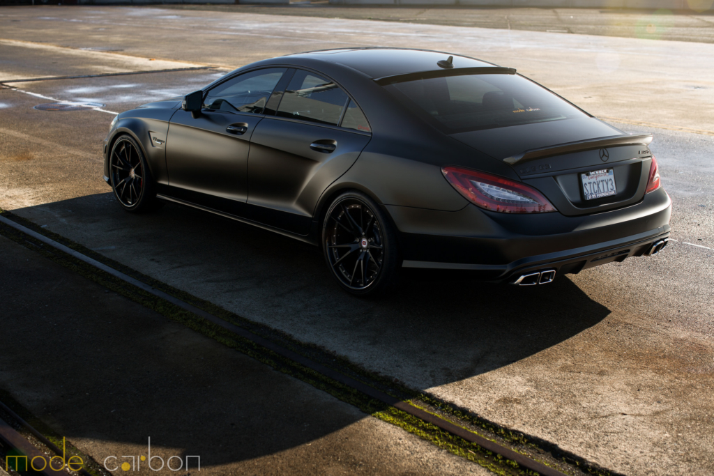 Satin Black W218 CLS63